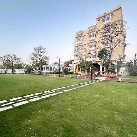 Manas Resort By Rudrakshi Удайпур Екстериор снимка